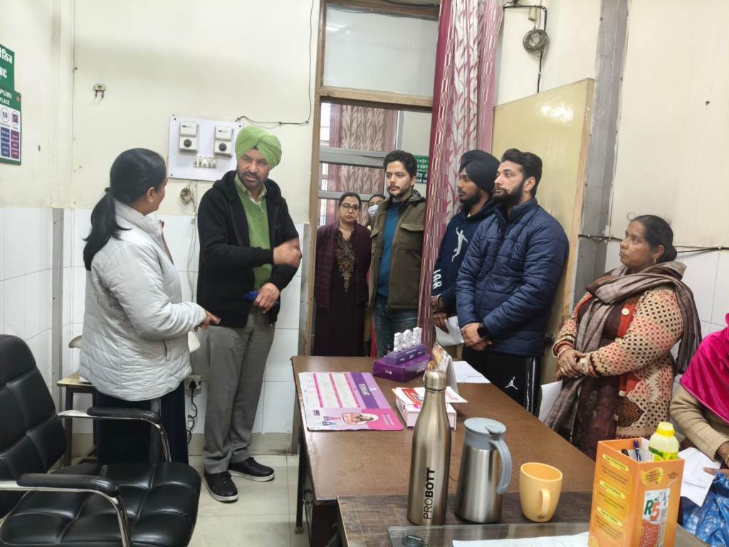 ਸਿਵਲ ਸਰਜਨ ਡਾ ਜਸਵਿੰਦਰ ਸਿੰਘ ਵੱਲੋਂ ਸੀਐਚਸੀ ਤ੍ਰਿਪੜੀ ਦਾ ਕੀਤਾ ਗਿਆ ਦੌਰਾ